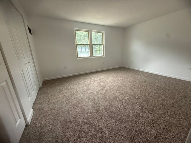 161 Winter St 22, Hanson, MA 02341