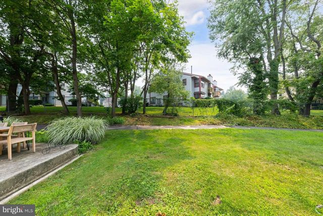 832 SAINT REGIS CT, West Deptford, NJ 08051
