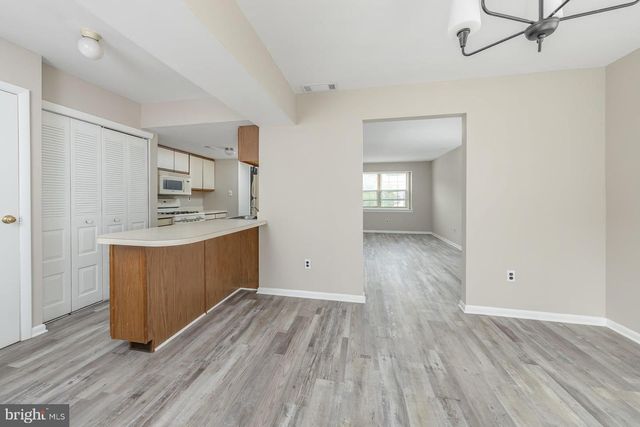 832 SAINT REGIS CT, West Deptford, NJ 08051