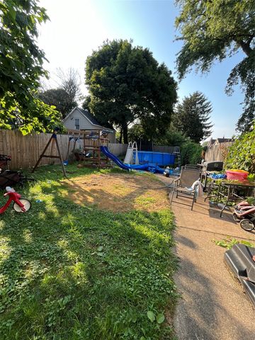 552 E 21 Street, Erie, PA 16503