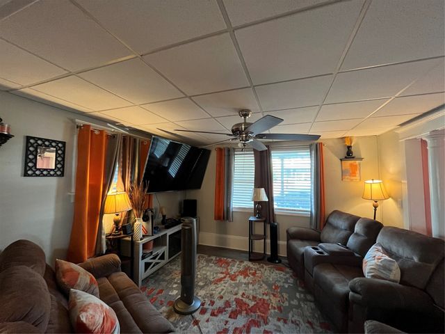 552 E 21 Street, Erie, PA 16503