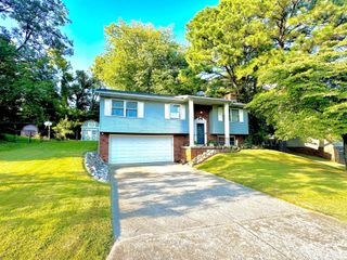 6688 Concord Drive, Newburgh, IN 47630