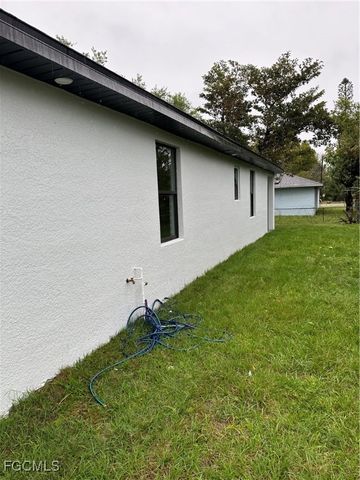 1785 Glenway CT, Fort Myers, FL 33916