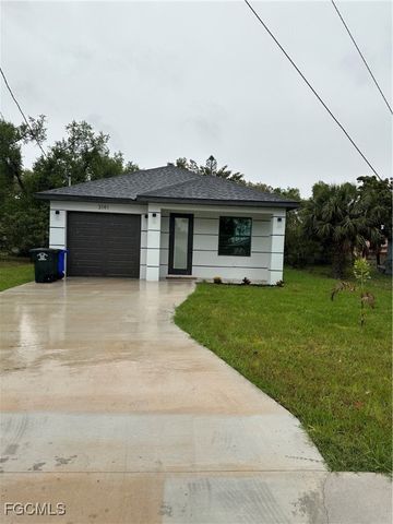 1785 Glenway CT, Fort Myers, FL 33916