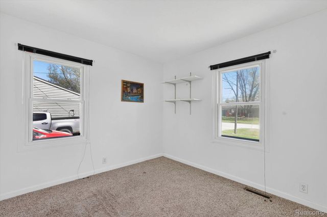 1392 Winfield Drive, Clayton Charter Township, MI 48473
