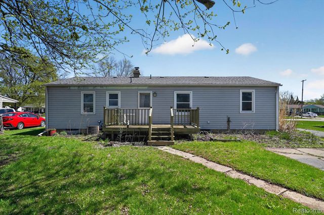 1392 Winfield Drive, Clayton Charter Township, MI 48473