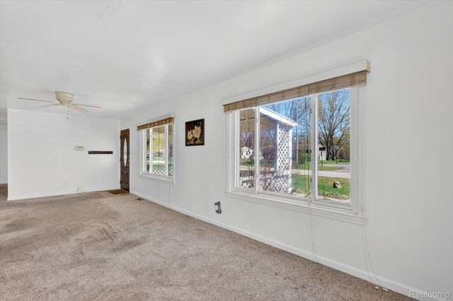 1392 Winfield Drive, Clayton Charter Township, MI 48473