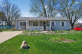 1392 Winfield Drive, Clayton Charter Township, MI 48473