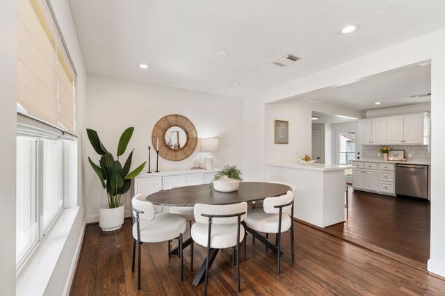 2226 Chantilly Lane, Houston, TX 77018