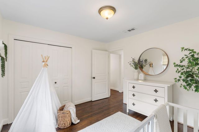 2226 Chantilly Lane, Houston, TX 77018