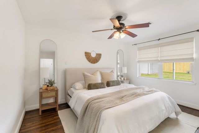 2226 Chantilly Lane, Houston, TX 77018