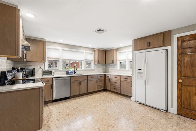 280 Forest Avenue, Swampscott, MA 01907