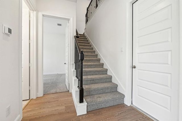 553 Morning Tide Lane, Kemah, TX 77565
