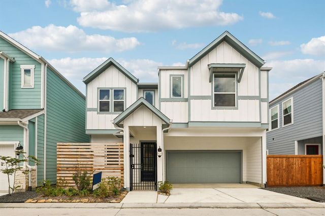 553 Morning Tide Lane, Kemah, TX 77565