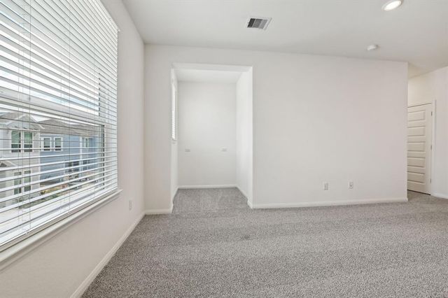 553 Morning Tide Lane, Kemah, TX 77565