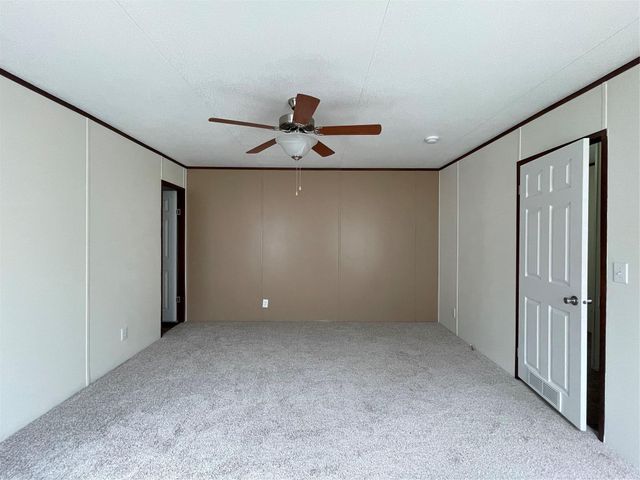 443 W Lone Oak Road, Onalaska, TX 77360