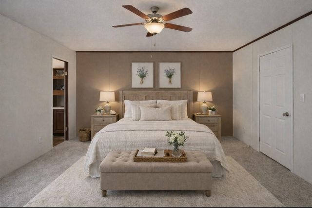 443 W Lone Oak Road, Onalaska, TX 77360