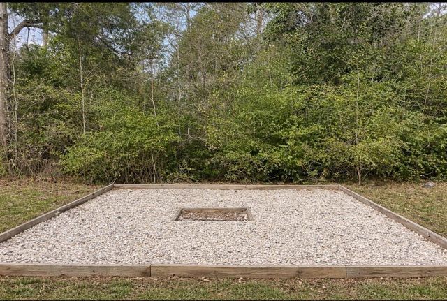 443 W Lone Oak Road, Onalaska, TX 77360