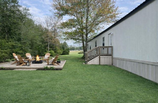 443 W Lone Oak Road, Onalaska, TX 77360