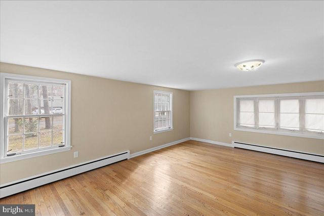 107 N OHIO TRL, Medford, NJ 08055