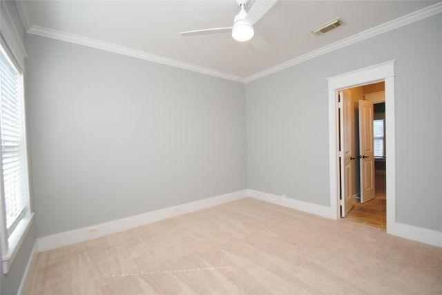 1030 W 16th Street, Houston, TX 77008