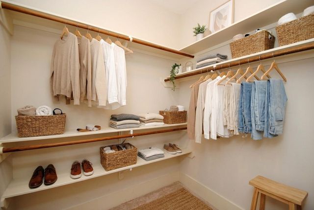 1030 W 16th Street, Houston, TX 77008