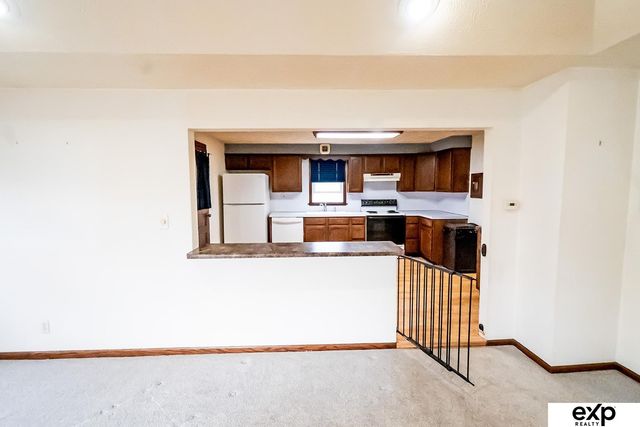 3216 N 80 Street, Omaha, NE 68134