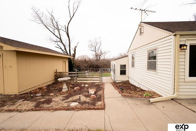 3216 N 80 Street, Omaha, NE 68134