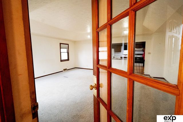 3216 N 80 Street, Omaha, NE 68134