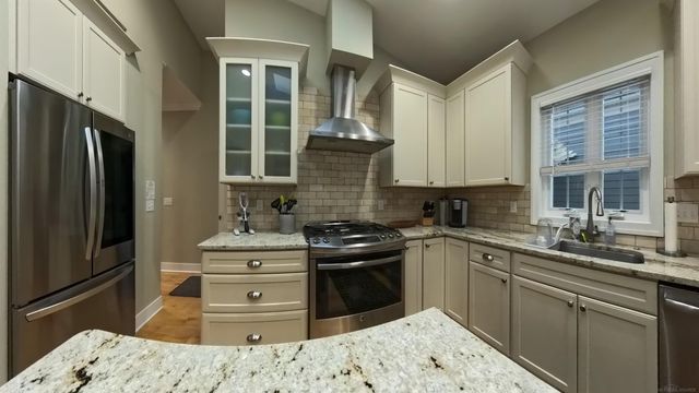 201 Heirloom Lane, Douglas, MI 49406