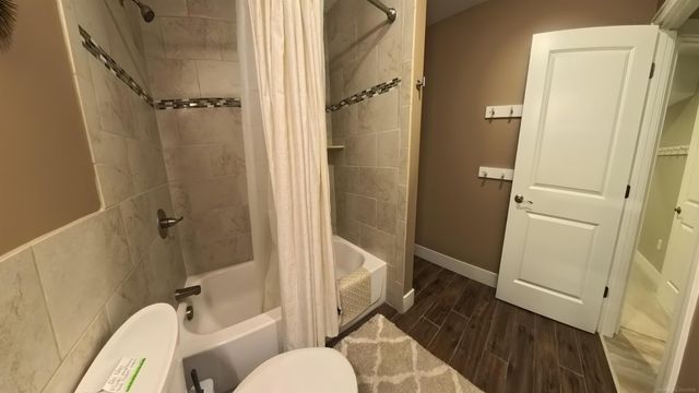 201 Heirloom Lane, Douglas, MI 49406