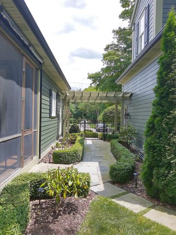201 Heirloom Lane, Douglas, MI 49406