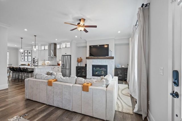 730 Elmwood Way, Roswell, GA 30075