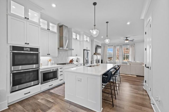 730 Elmwood Way, Roswell, GA 30075