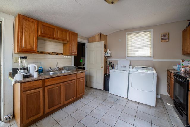 2732 W Virginia Street, Evansville, IN 47712