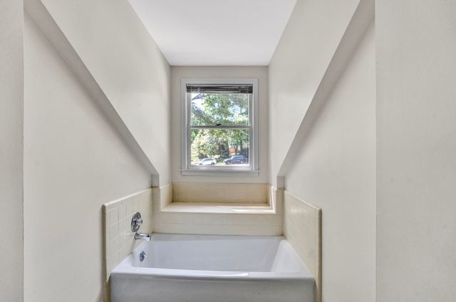 105 Summer Creek Court, Greer, SC 29650