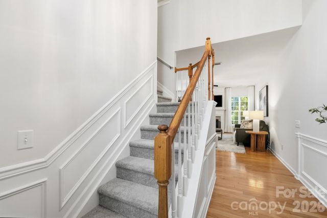 9247 Mcalwaine Preserve Avenue, Charlotte, NC 28277