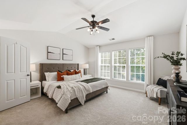 9247 Mcalwaine Preserve Avenue, Charlotte, NC 28277