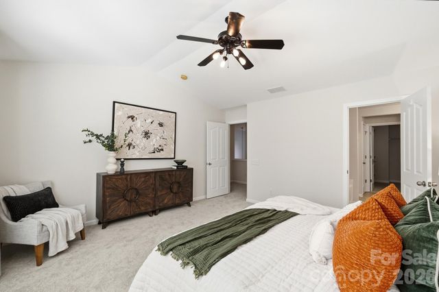 9247 Mcalwaine Preserve Avenue, Charlotte, NC 28277