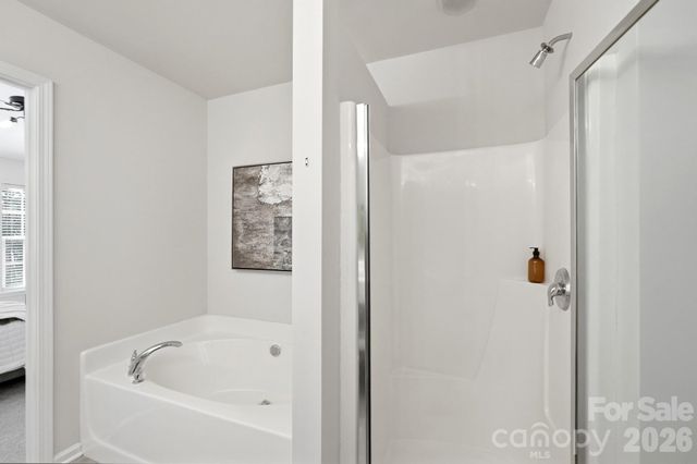 9247 Mcalwaine Preserve Avenue, Charlotte, NC 28277