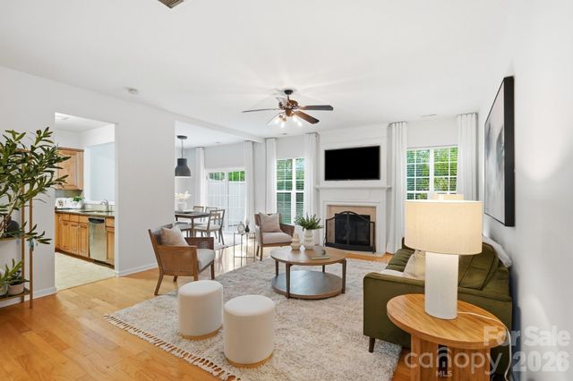 9247 Mcalwaine Preserve Avenue, Charlotte, NC 28277