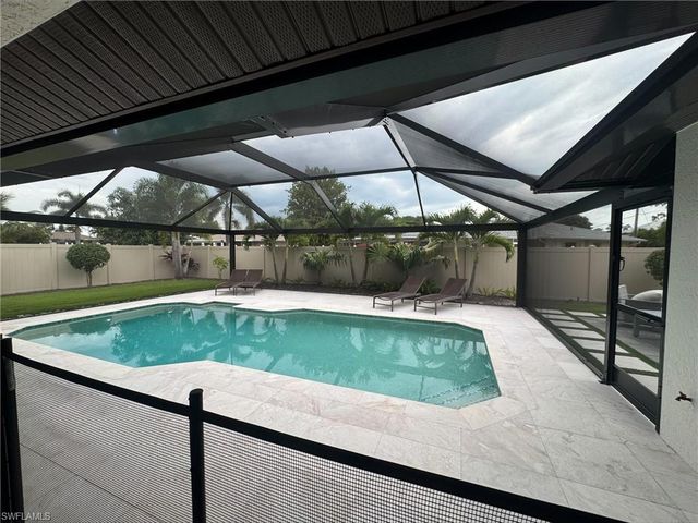 27500 Suffridge DR, Bonita Springs, FL 34135