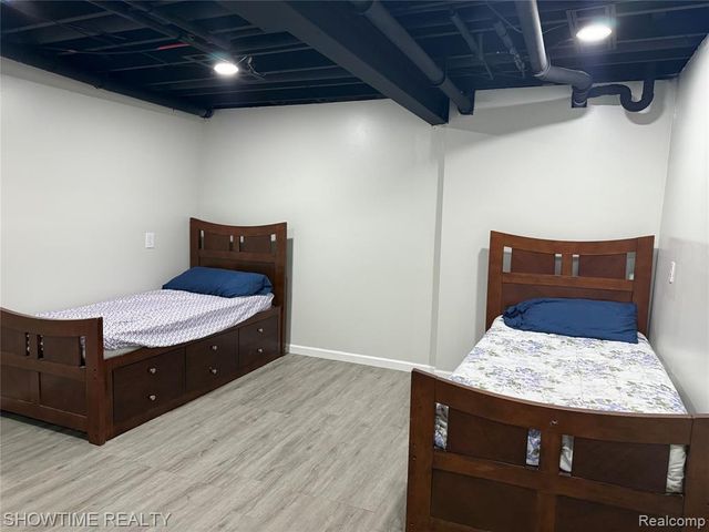 21523 Mackenzie Drive, Macomb, MI 48044
