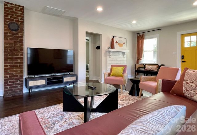 115 Powell Street, Swannanoa, NC 28778