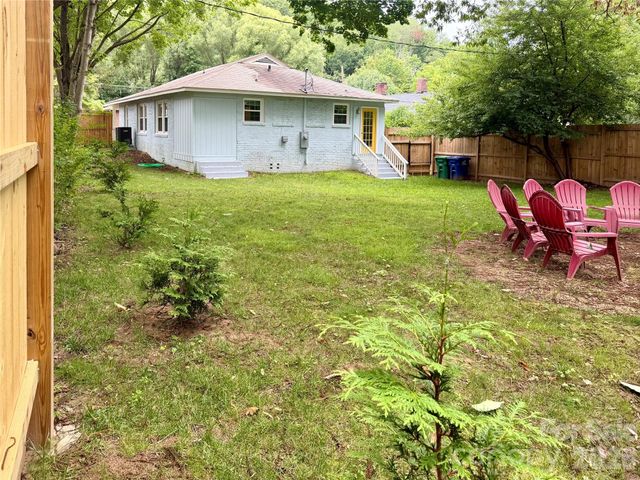115 Powell Street, Swannanoa, NC 28778