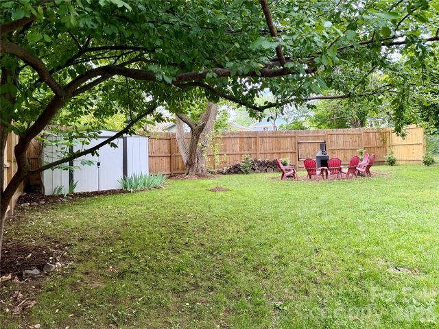 115 Powell Street, Swannanoa, NC 28778
