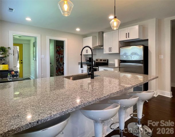 115 Powell Street, Swannanoa, NC 28778