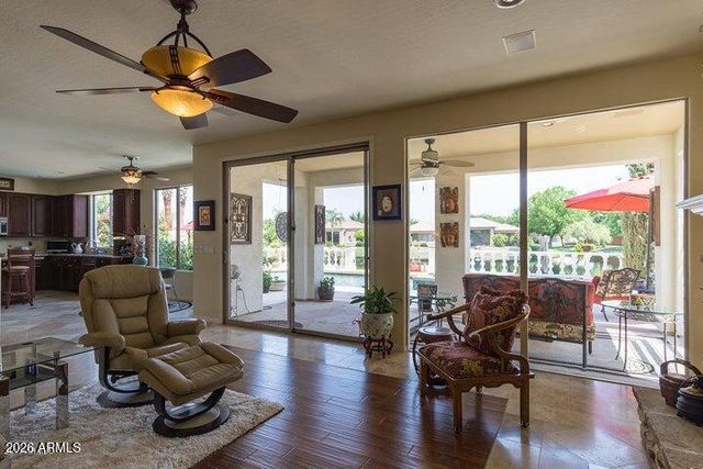 1680 W BARTLETT Way, Chandler, AZ 85248