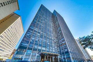 655 W Irving Park Road 4212, Chicago, IL 60613