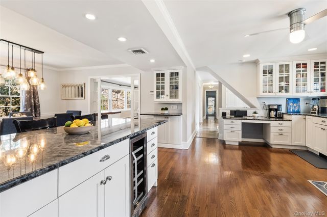 1 Hitching Post Lane, Chappaqua, NY 10514